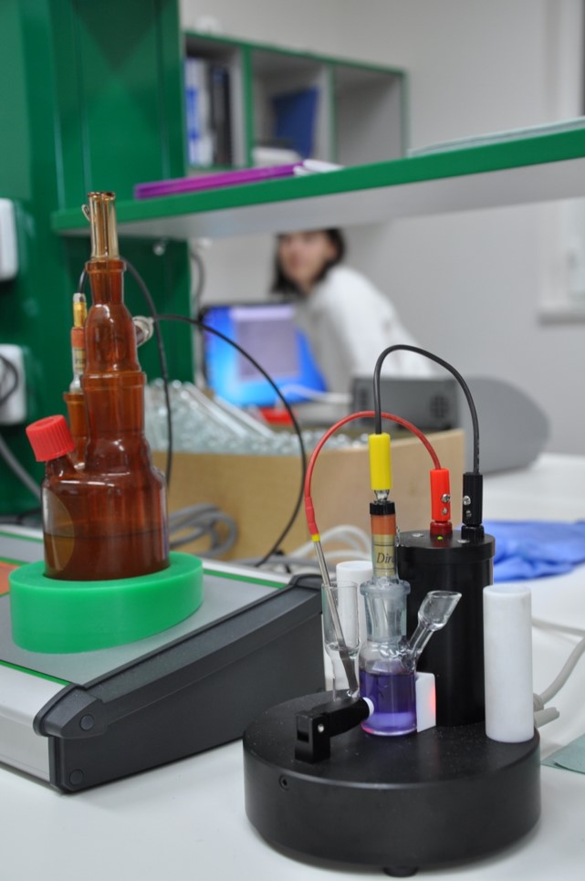 Laboratorní přístroj